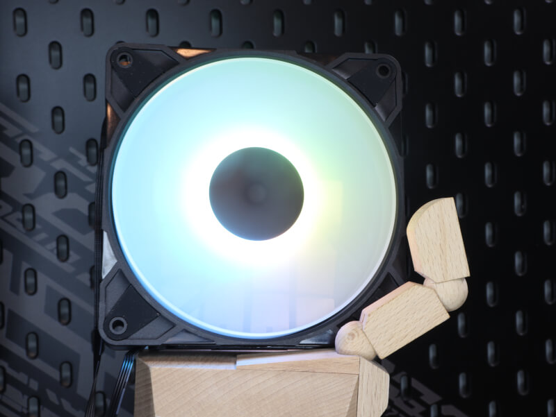 Dynamic Bearing Airflow P12 Pro Reverse A-RGB 120 Fan Fluid.JPG